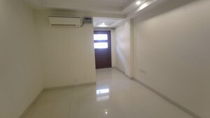 Building Lobby in 3 BHK Builder Floor at Sector 45 – for Rent