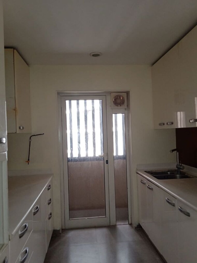 Kitchen, lodha-fiorenza 2 Bedroom 905 Sq.Ft. Apartment In Goregaon East Mumbai 10374145