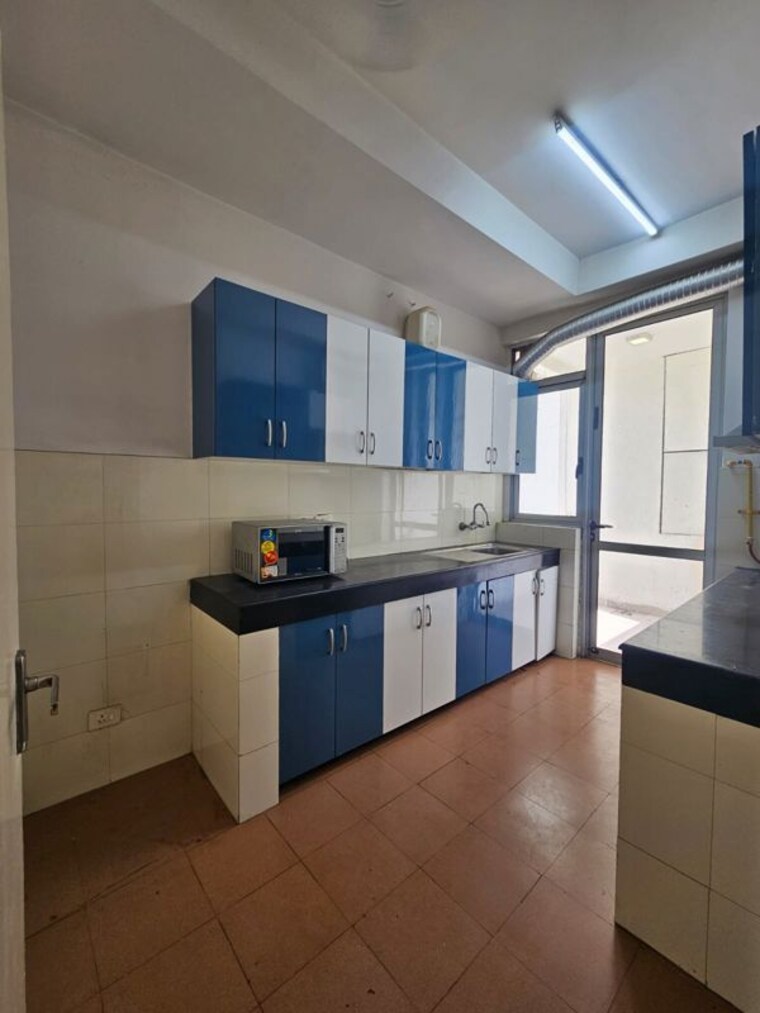 Kitchen, pioneer-park-araya 3 Bedroom 1670 Sq.Ft. Apartment In Sector 61 Gurgaon 10374140