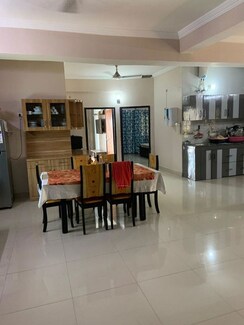 3 BHK + Servant Room Apartment For Rent in Omaxe R2