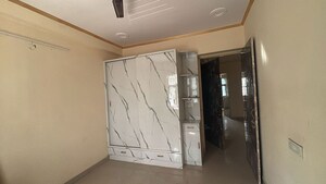 Room in 4 BHK Builder Floor at Sector 15 – for Sale