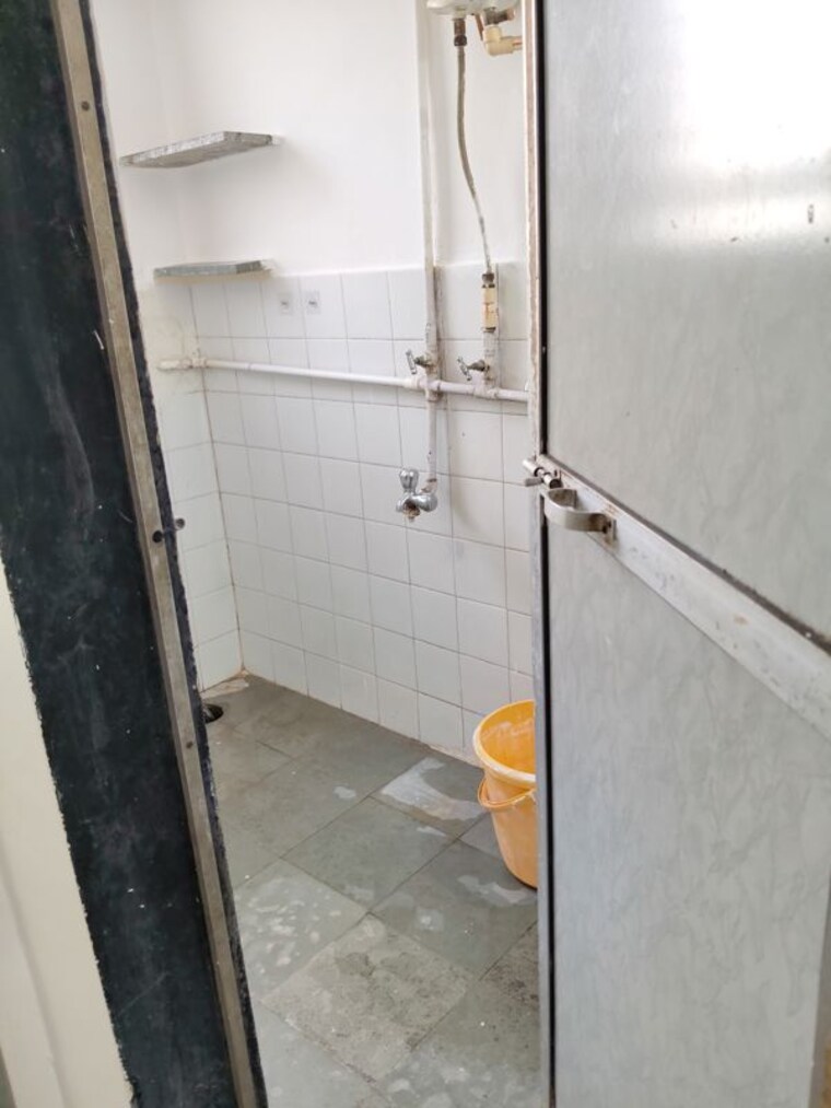 Balcony, evershine-greens 3 Bedroom 1300 Sq.Ft. Apartment In Andheri West Mumbai 10374148