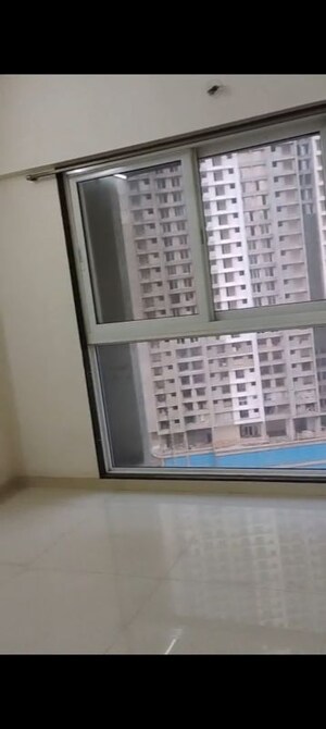 2 BHK Apartment For Rent in Ashar Axis, Majiwada