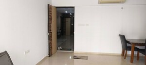 Room in 2 BHK Apartment at Kalpataru Aura, Ghatkopar West – for Rent