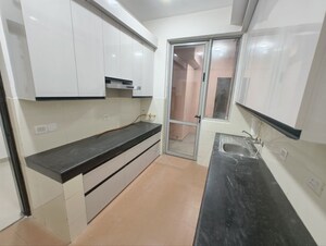 Kitchen in 3.5 BHK Apartment at Pioneer Park Phase 1, Sector 61 – for Rent