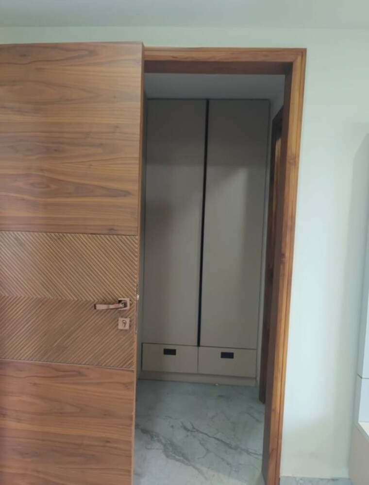 Room, sector 45 3 Bedroom 2750 Sq.Ft. Builder Floor In Sector 45 Gurgaon 10374157