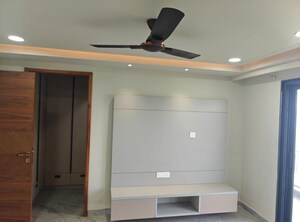 Furnished Amenities in 3 BHK Builder Floor at Sector 45 – for Rent