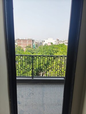 Balcony in 3 BHK Builder Floor at Sector 45 – for Rent