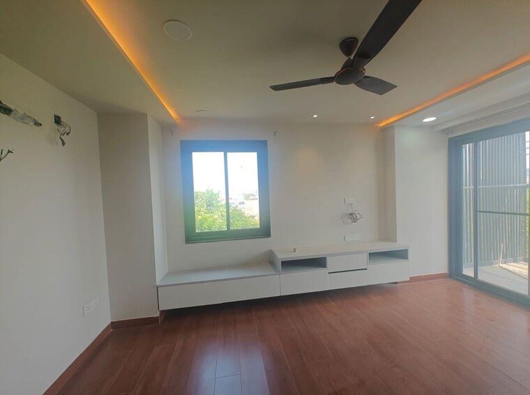 Room, sector 45 3 Bedroom 2750 Sq.Ft. Builder Floor In Sector 45 Gurgaon 10374157