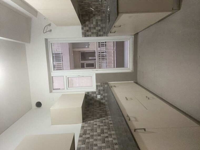 Kitchen, silverglades-the-melia 3 Bedroom 1845 Sq.Ft. Apartment In Sohna Sector 35 Gurgaon 10374220