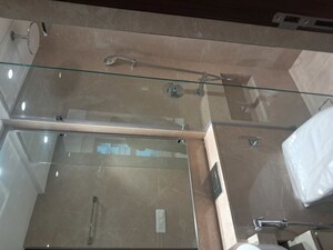 Furnished Amenities in 2 BHK Apartment at Hiranandani Highland, Powai – for Rent