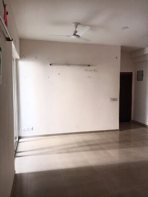 Room in 2.5 BHK Apartment at Mahagun My Woods, Sector 16c Greater Noida – for Sale