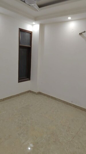Room in 3 BHK Builder Floor at Jawahar Nagar – for Sale