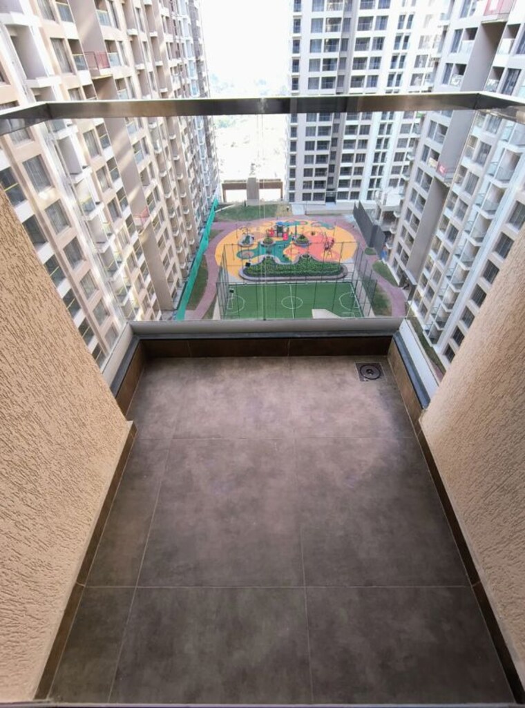 Balcony, vilas-javdekar-yashwin-enchante 3 Bedroom 900 Sq.Ft. Apartment In Kharadi Pune 10374252