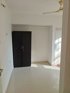 1 BHK + Pooja Room,Extra Room Apartment For Rent in Puranik Rumah Bali