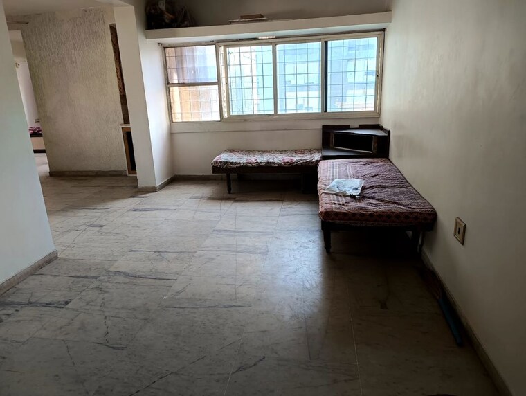 Room, satellite 2 Bedroom 950 Sq.Ft. Apartment In Satellite Ahmedabad 10371998