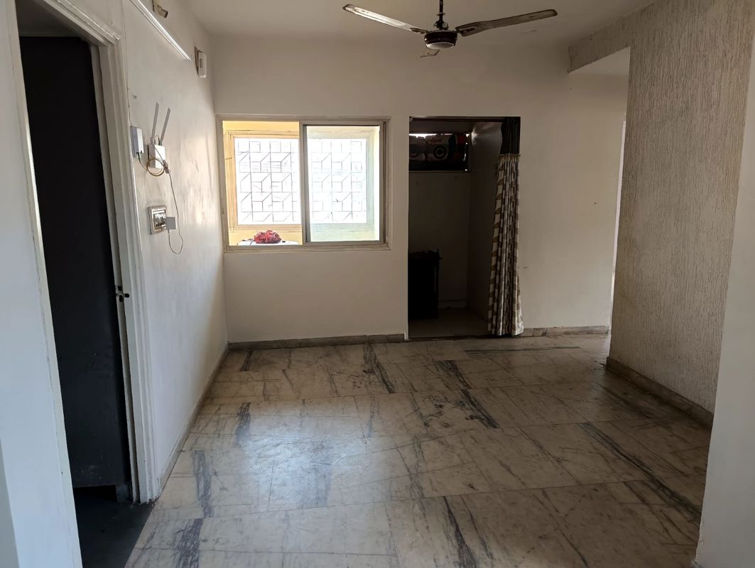 2 BHK + Extra Room Apartment For Rent in Satellite