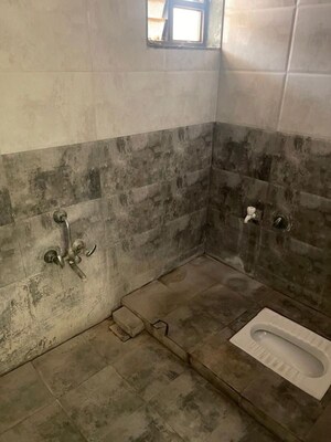 Bathroom in 2 BHK Apartment at Bhat – for Rent
