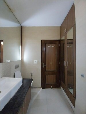 Bathroom in 3 BHK Builder Floor at Sector 57 – for Rent