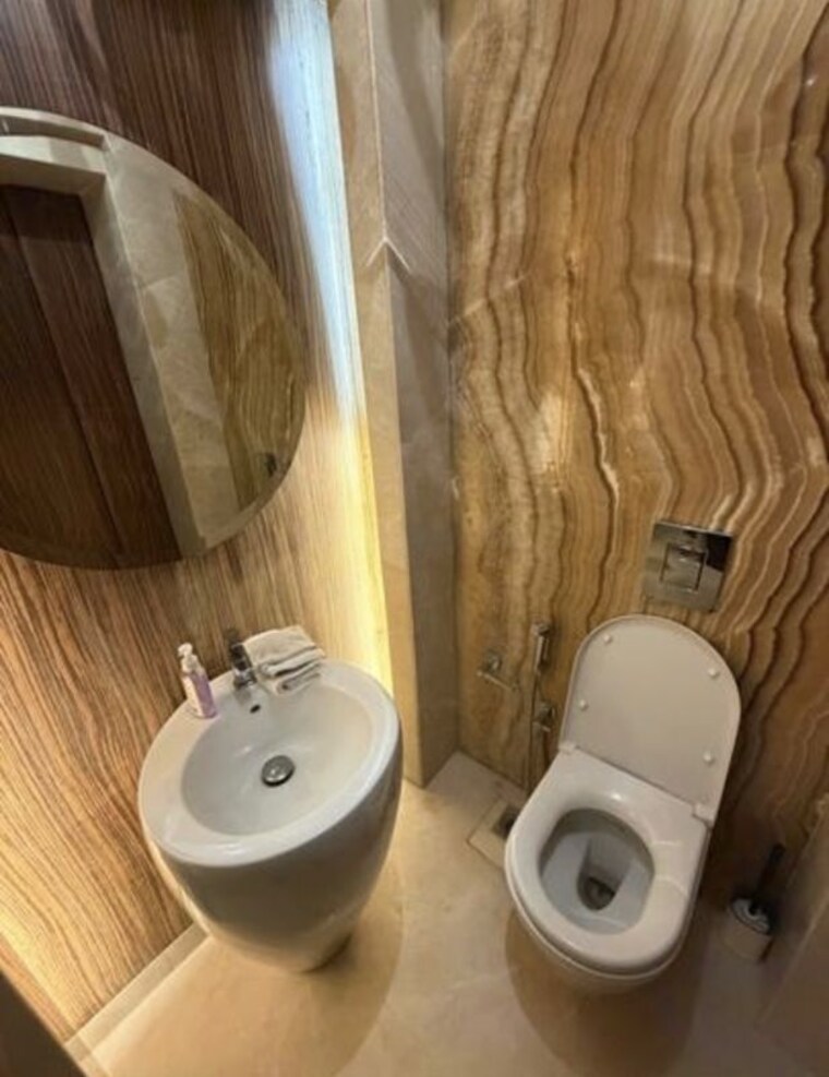 Bathroom, bandra west 3 Bedroom 2880 Sq.Ft. Apartment In Bandra West Mumbai 10374319