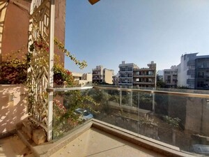 Balcony in 3 BHK Builder Floor at Sector 57 – for Rent