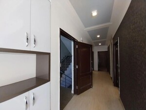 Kitchen in 3 BHK Builder Floor at Sector 57 – for Rent