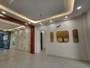 Living Room in 3 BHK Builder Floor at Sector 85 – for Sale