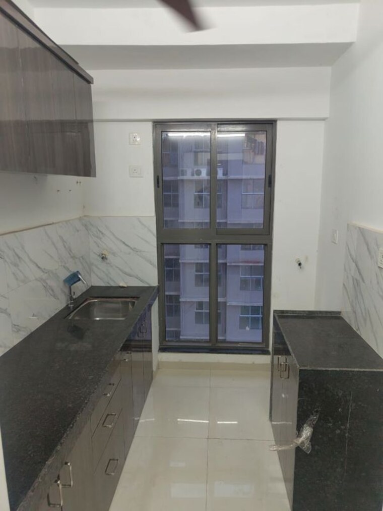 Kitchen, uk-iridium 1 Bedroom 405 Sq.Ft. Apartment In Kandivali East Mumbai 10374324