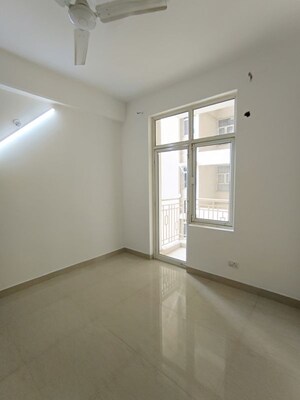 Room in 2 BHK Apartment at Shree Vardhman Mantra, Sector 67 – for Rent