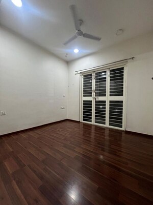 Room in 2 BHK Apartment at Abhinav Pebbles Urbania, Bavdhan – for Rent