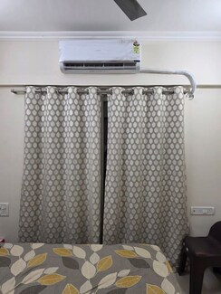 1 BHK + Pooja Room,Extra Room Apartment For Rent in Raunak Bliss B1