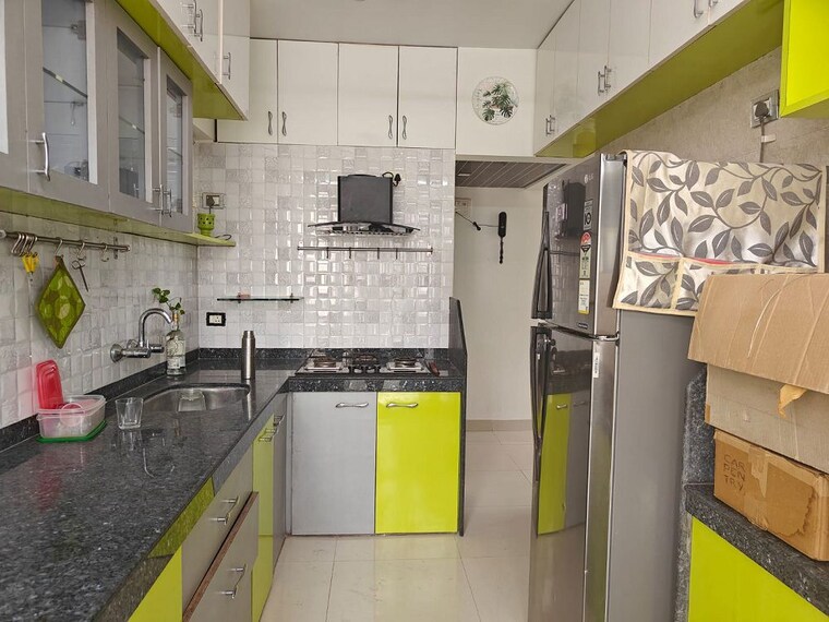 Kitchen, khar west 2 Bedroom 700 Sq.Ft. Apartment In Khar West Mumbai 10374358