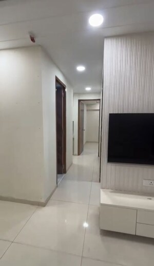 Room in 2 BHK Apartment at Raghav Paradise, Borivali East – for Rent