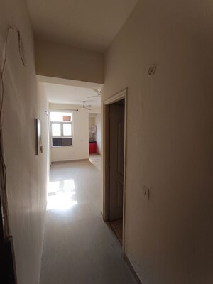 Room in 2 BHK Apartment at Shree Vardhman Mantra, Sector 67 – for Rent