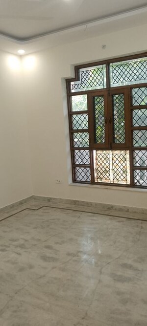 Room in 3.5 BHK Builder Floor at Ip Colony – for Sale