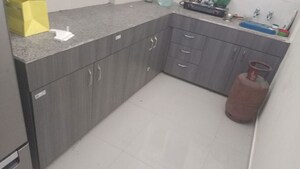 Kitchen in 2.5 BHK Builder Floor at Smart World Orchard, Sector 61 – for Rent