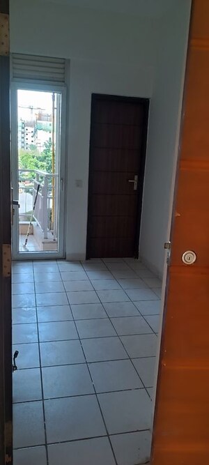 Bathroom in 3.5 BHK Apartment at Puri Diplomatic Greens Phase I, Sector 111 – for Rent