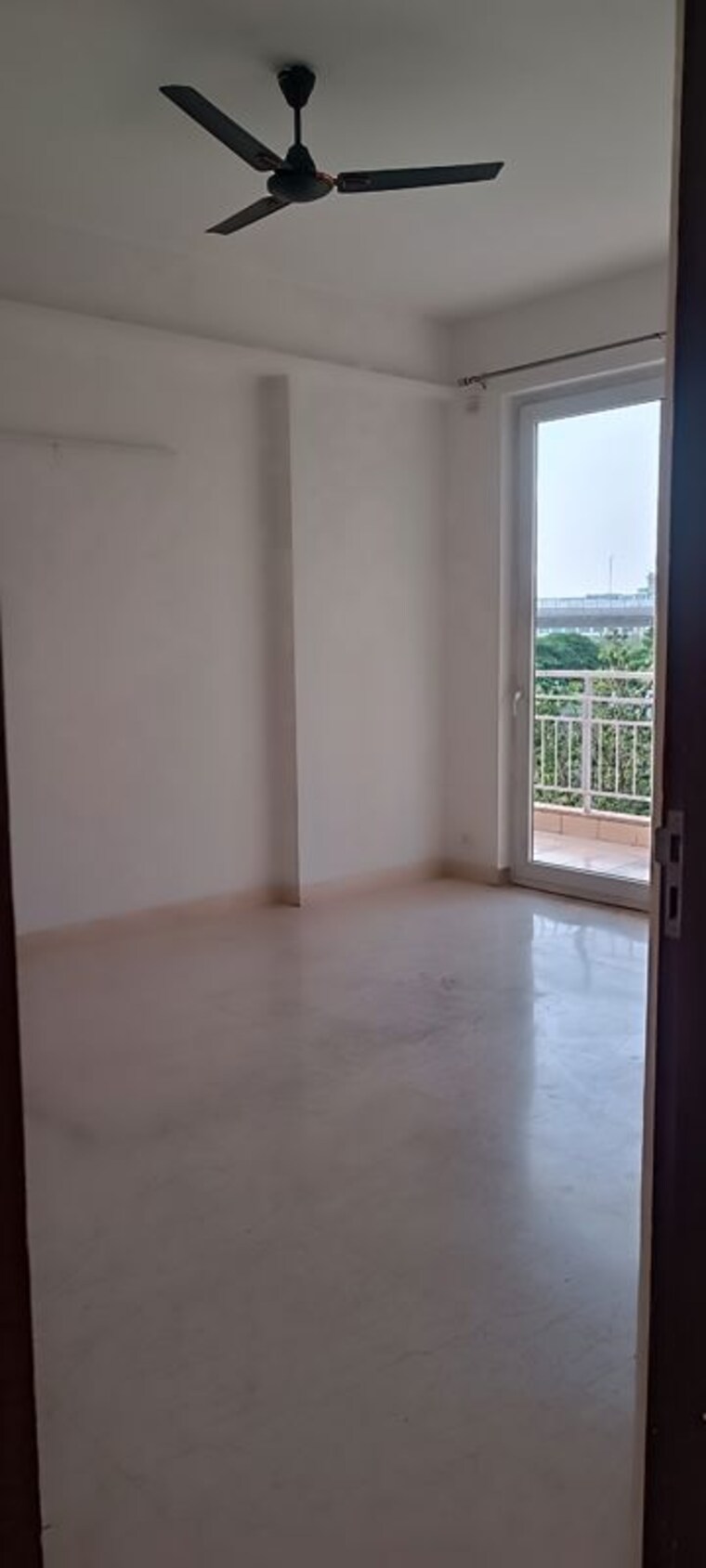 Room, puri-diplomatic-greens-phase-i 3.5 Bedroom 2250 Sq.Ft. Apartment In Sector 111 Gurgaon 10374402
