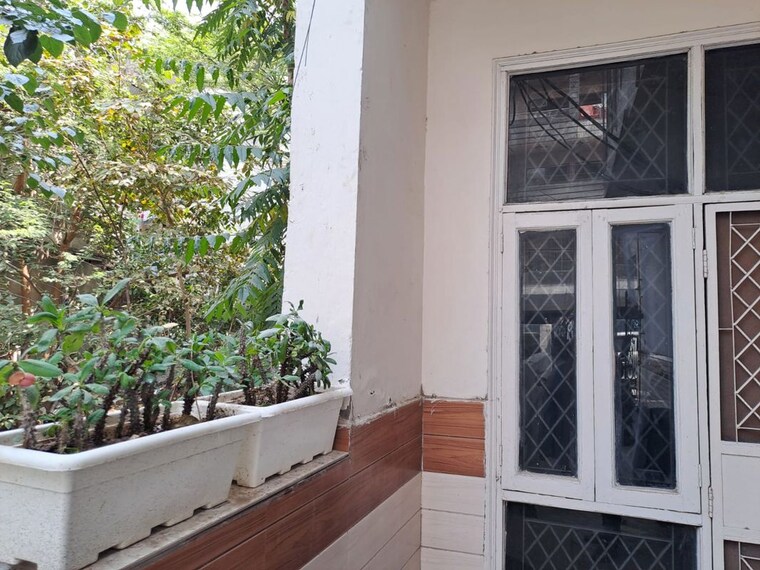 Balcony, ashoka enclave 2 Bedroom 1400 Sq.Ft. Builder Floor In Ashoka Enclave Faridabad 10374407