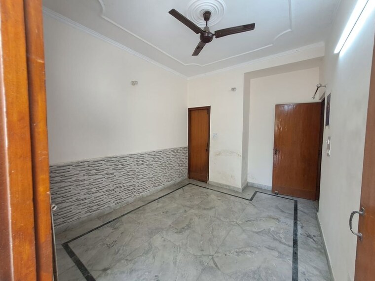 Room, ashoka enclave 2 Bedroom 1400 Sq.Ft. Builder Floor In Ashoka Enclave Faridabad 10374407