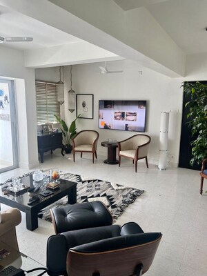 Living Room in 2.5 BHK Apartment at The Anchorage, Andheri West – for Rent