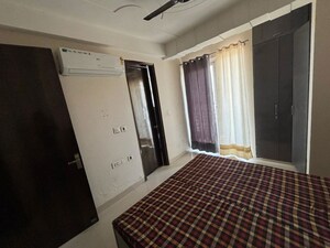 Bedroom in 2 BHK Builder Floor at Sector 46 – for Rent