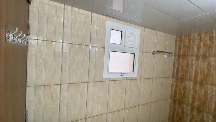 Bathroom, prestige-finsbury-park-hyde 2 Bedroom 971 Sq.Ft. Apartment In Bagaluru Bangalore 10374461