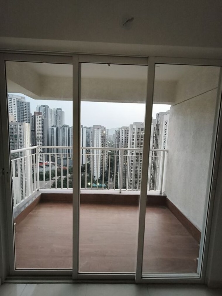 undefined, lodha-amara 2 Bedroom 735 Sq.Ft. Apartment In Kolshet Road Thane 10374474