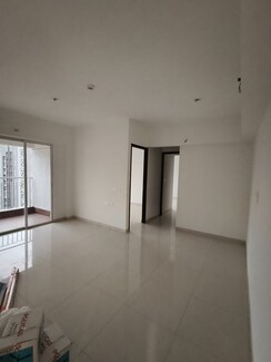 2 BHK Apartment For Rent in Lodha Amara