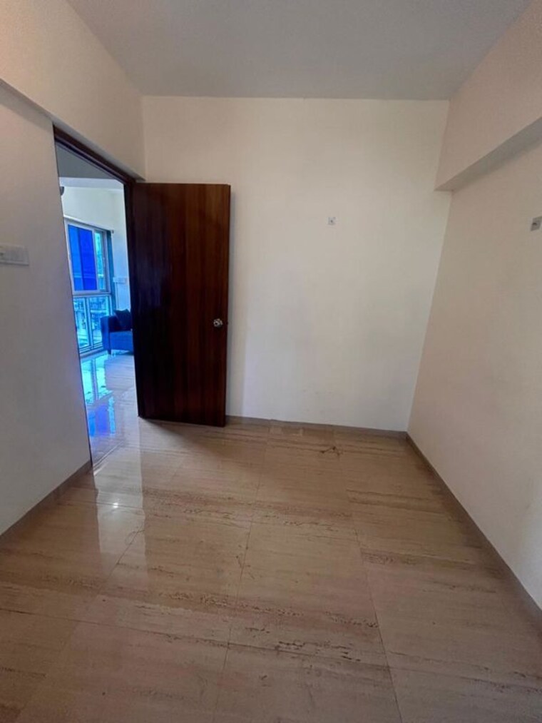 Room, dwarka-apartment-vile-parle-east 1 Bedroom 420 Sq.Ft. Apartment In Vile Parle East Mumbai 10374484