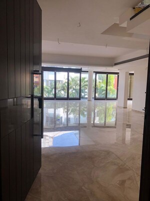 Bedroom in 4 BHK Apartment at Prestige Kingfisher Towers, Ashok Nagar – for Sale