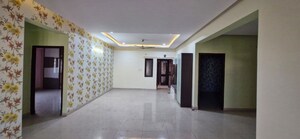 Parking in 3 BHK Builder Floor at Kondapur – for Rent