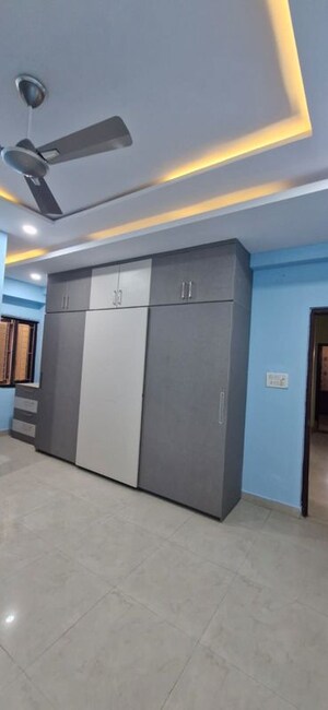 Building Lobby in 3 BHK Builder Floor at Kondapur – for Rent