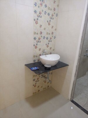 Bathroom in 3 BHK Apartment at Narendra Nagar – for Rent